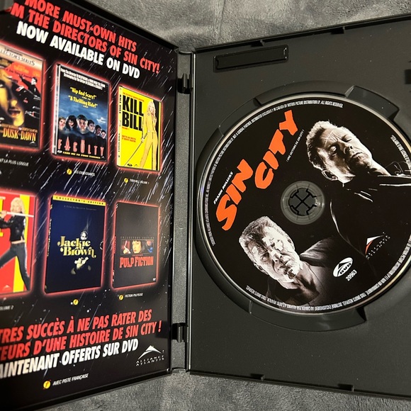 DVD/BLU RAY - BUNDLE 4 FOR $25 - SIN CITY - Picture 3 of 4